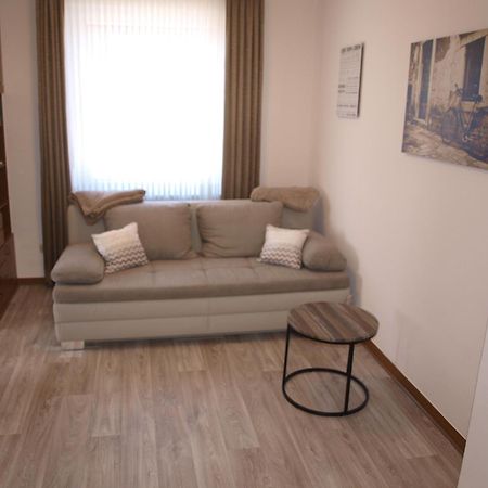 Muttis Apartment Мьонхенгладбах Екстериор снимка