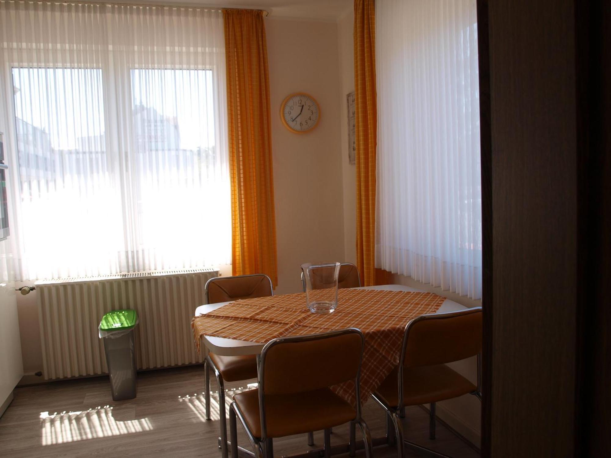 Muttis Apartment Мьонхенгладбах Екстериор снимка